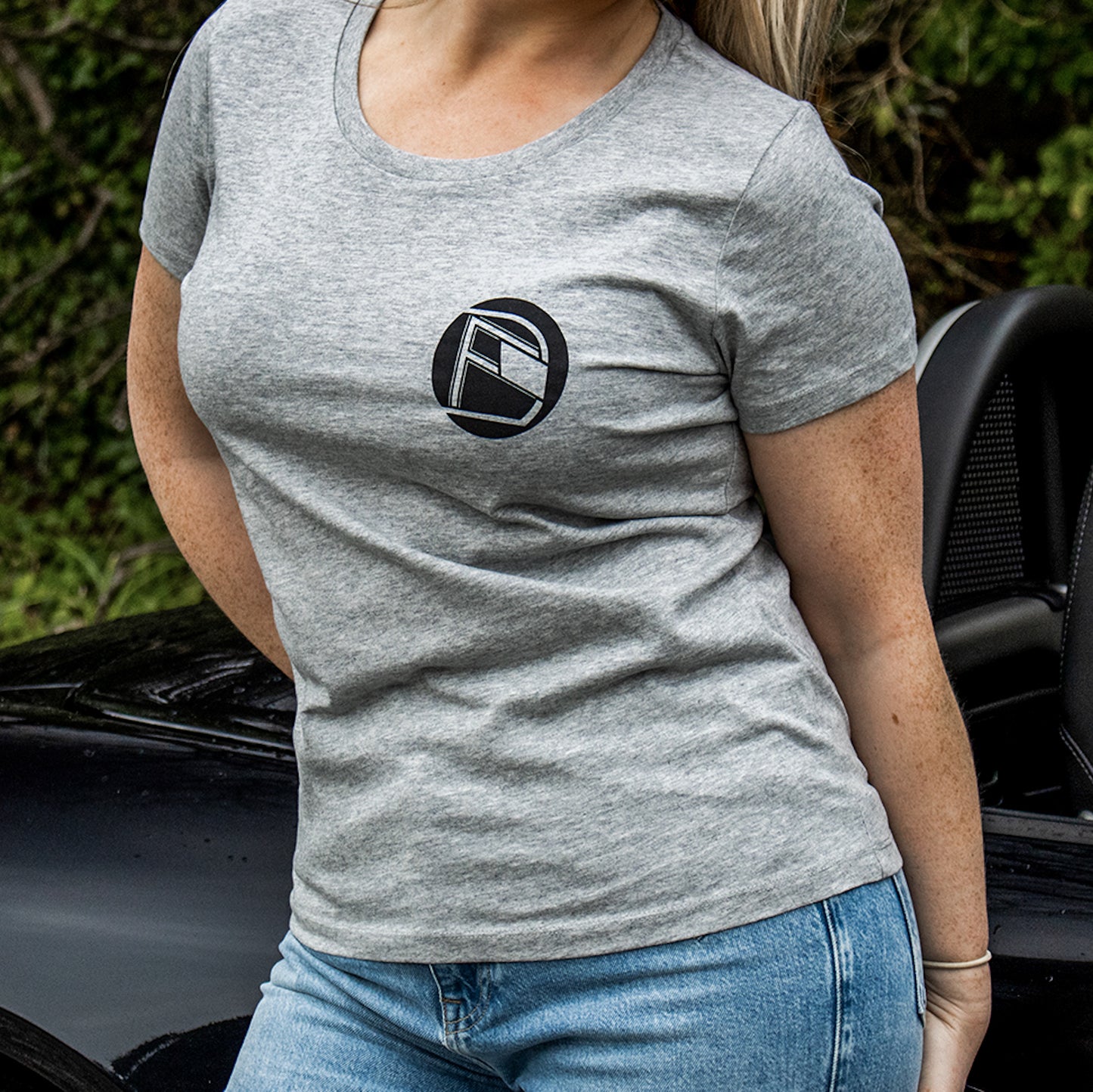 DF Roundel Women's Tee - Grey - Driver Focused Apparel